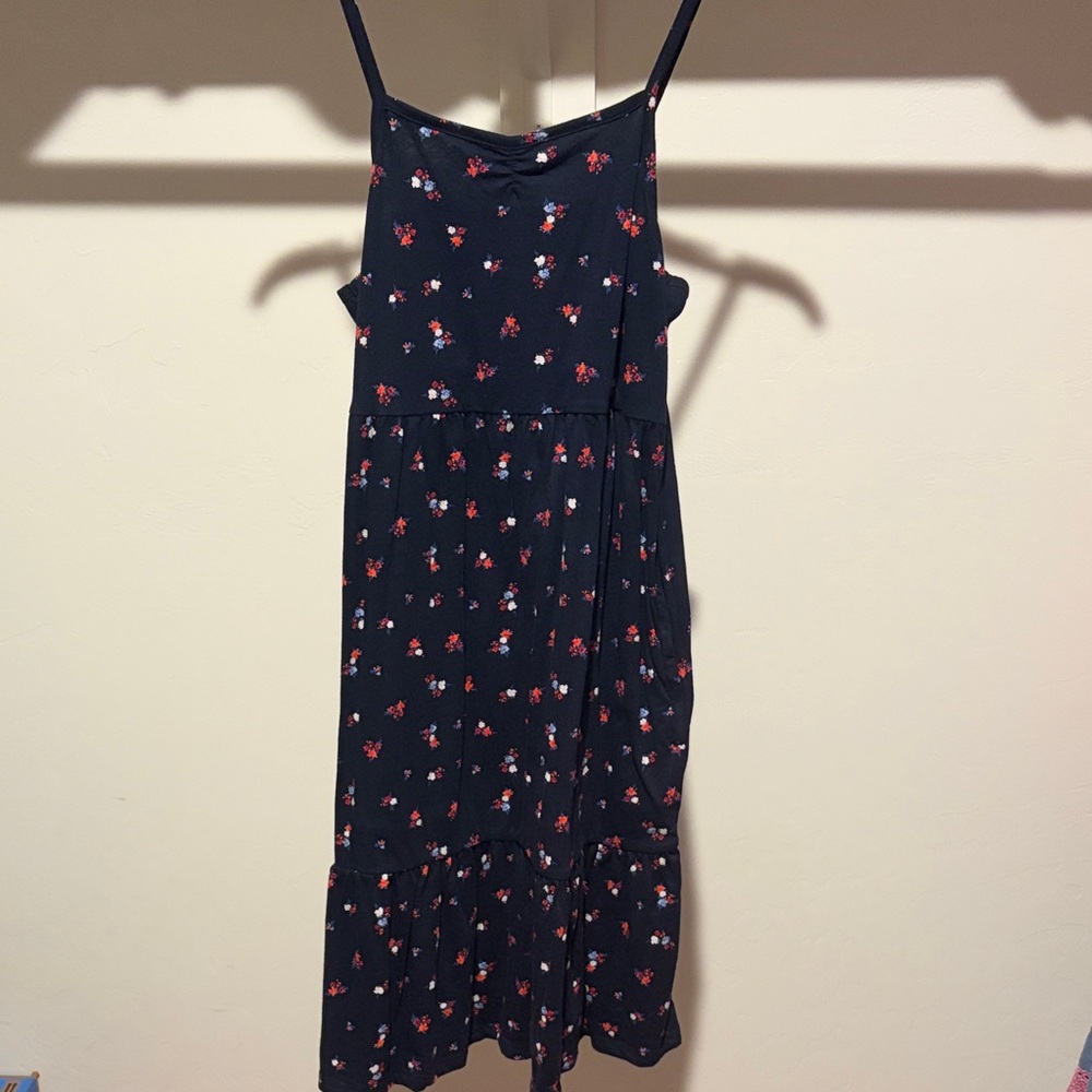Old Navy Navy Floral Tee with Red and Blue Accents